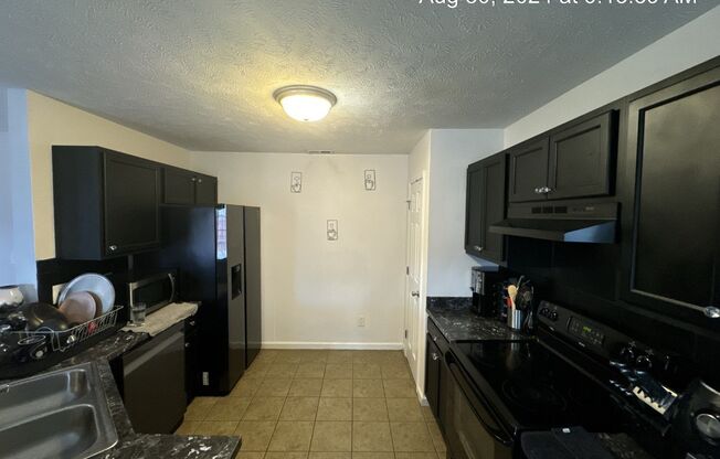 3 beds, 2 baths, $1,900