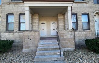 5302 Maple Ave Unit D