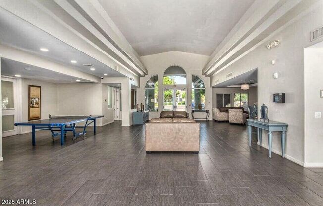 1 bed, 1 bath, $1,200