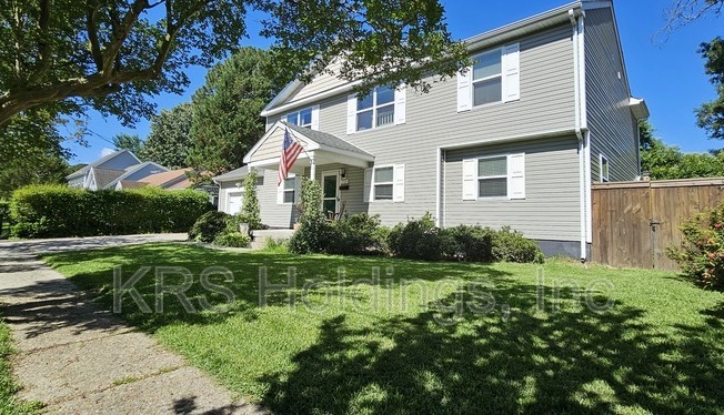 7721 CORTLANDT PL
