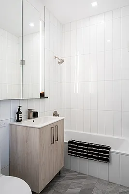 Studio, 1 bath, $5,760, Unit 35A