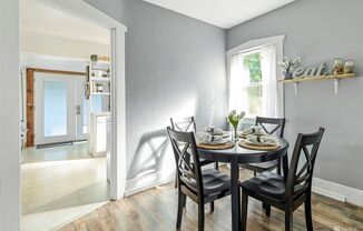 Perfect, cozy home in downtown Bremerton, close to the ferry and the shipyard