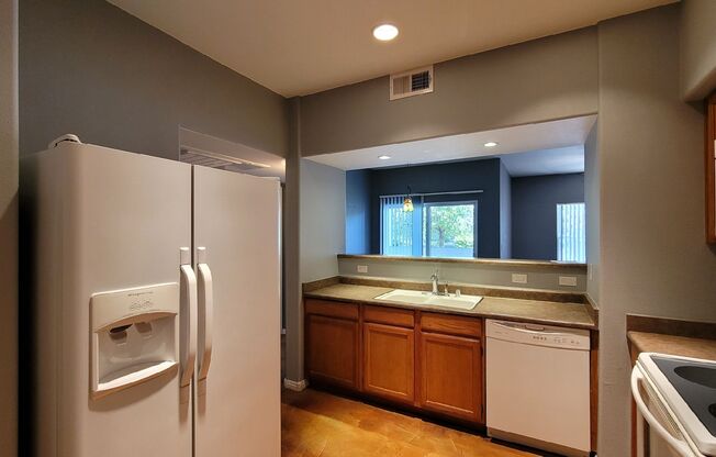 2 beds, 2 baths, $1,450, Unit UNIT 1156