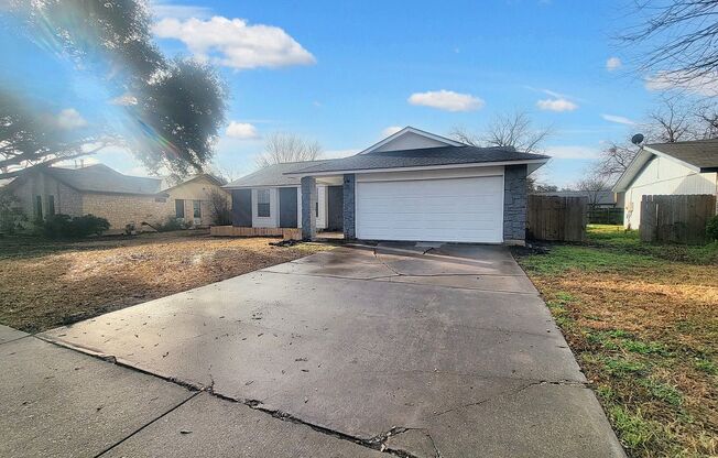Beautiful 3 BR / 2 BA Home for Rent in Round Rock!