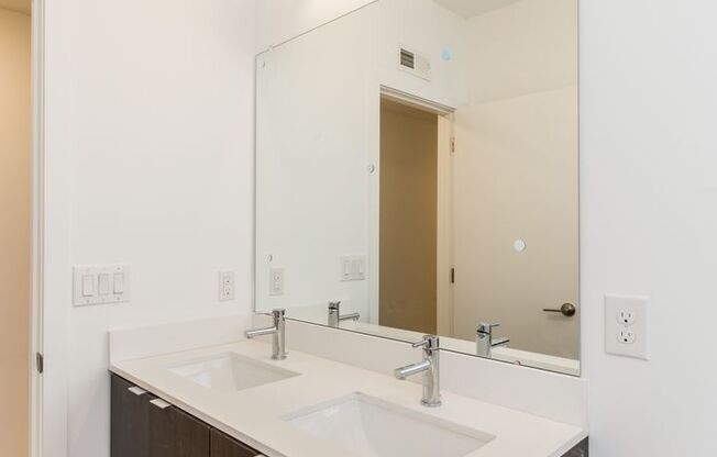2 beds, 1 bath, 830 sqft, $1,595, Unit 1247 - A