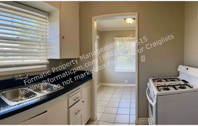 1210 BENNETT AVE