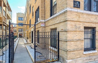 837 Cornelia Ave.
