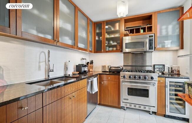 2 beds, 2.5 baths, 1,560 sqft, $12,500, Unit 2801