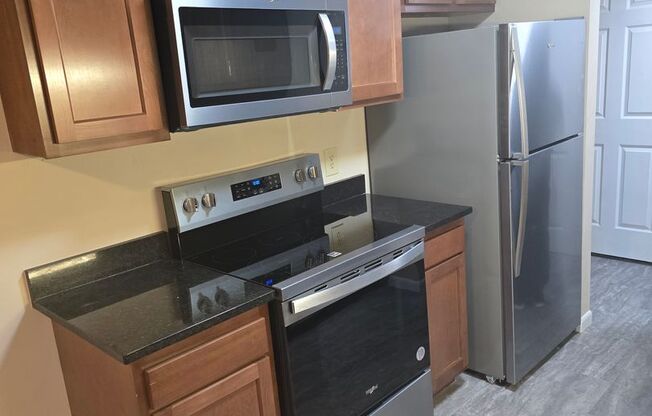 1 bed, 1 bath, 750 sqft, $987, Unit 109