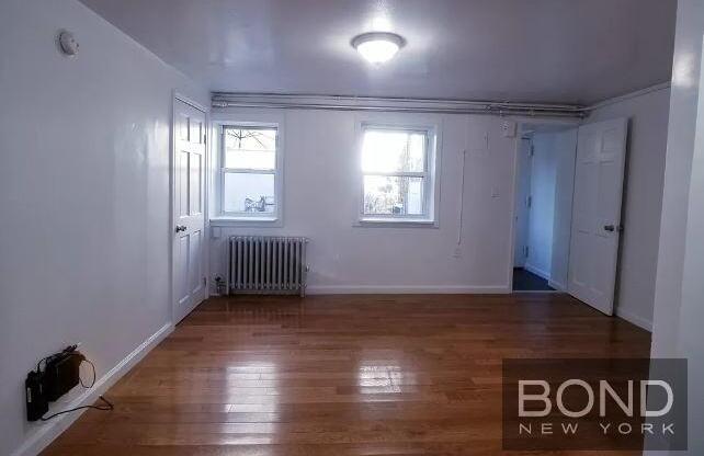 1 bed, 1 bath, $2,400, Unit 1B