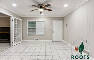 3 beds, 1 bath, $1,699, Unit 895 Scott Ln SW Unit A