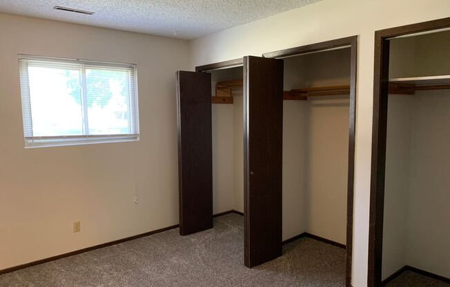 2 beds, 1 bath, $845