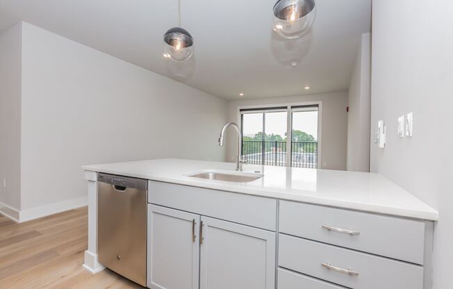 1 bed, 1 bath, 874 sqft, $2,900, Unit Apt # 212