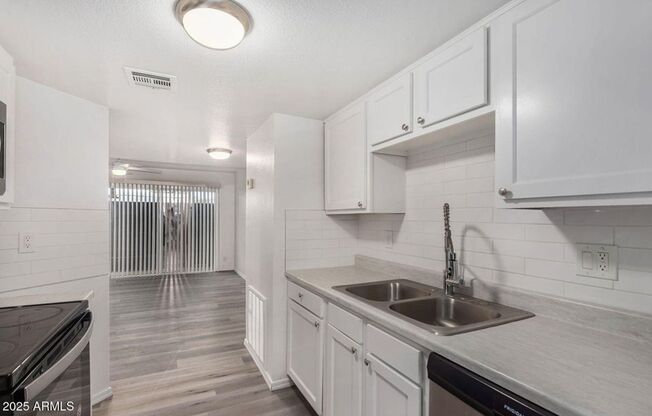 Jovial Apartments - First month FREE with approved Application