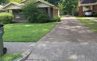 Charming 3-Bedroom Home in Memphis-Spacious & Inviting!