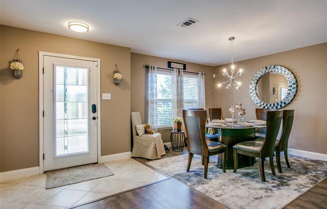 1215 ALHAMBRA DR
