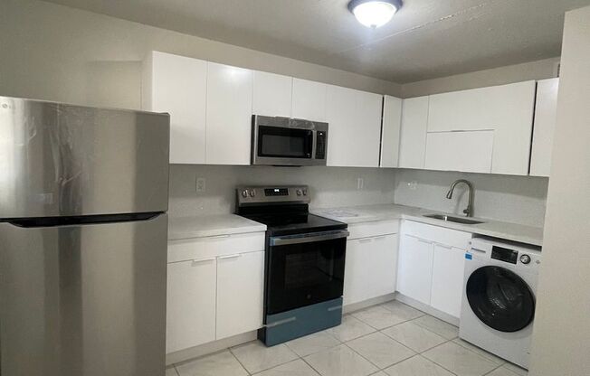 555 SW 4Th ST