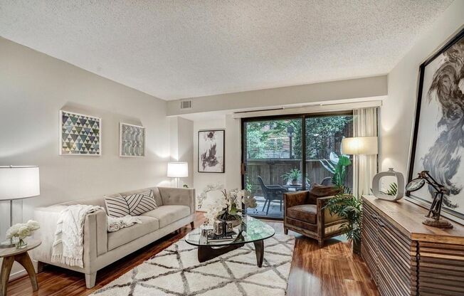 Glorious Condo in Glover Park!