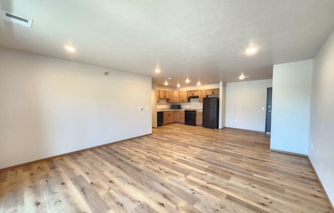 2 beds, 1 bath, 1,090 sqft, $1,230, Unit 107