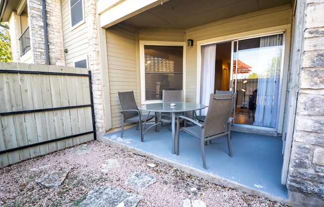 2 beds, 2 baths, 942 sqft, $1,765, Unit 7101