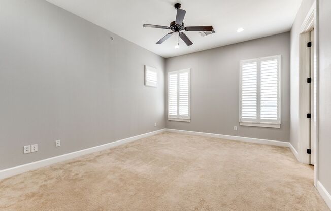 2 beds, 2.5 baths, $2,899, Unit #402