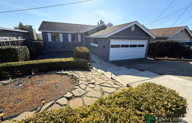 Bright Multi-Level 4BR Home with Two Primary Bedrooms