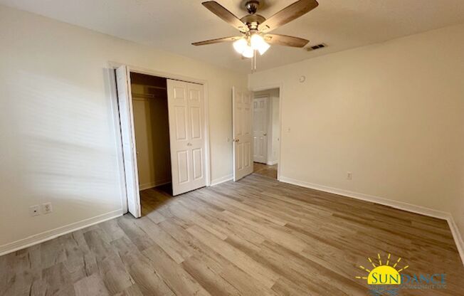 2 beds, 1 bath, $1,100