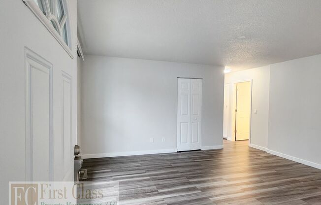 2 beds, 1 bath, 672 sqft, $1,395, Unit 14 / K642