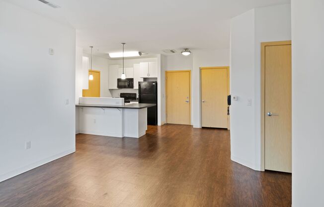 2 beds, 2 baths, 1,021 sqft, $1,520, Unit 419