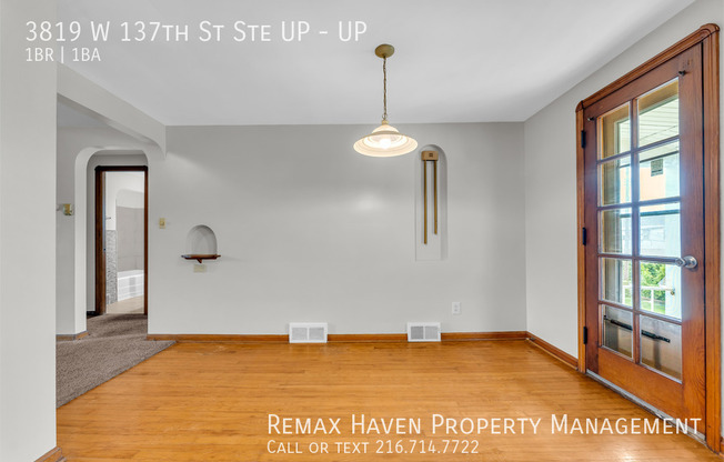 3819 W 137 ST