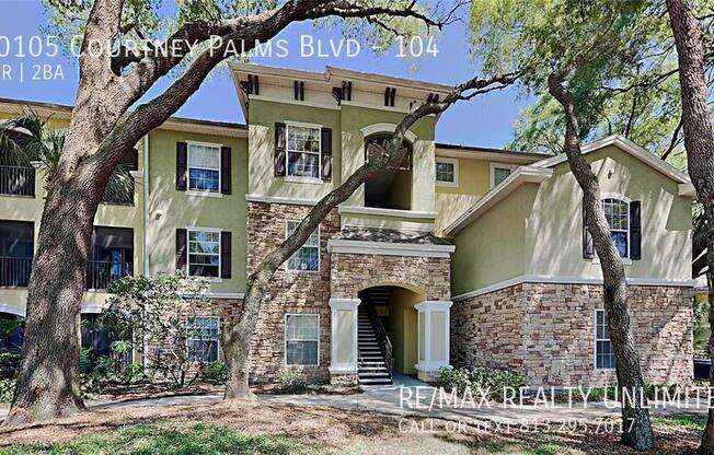 10105 COURTNEY PALMS BLVD