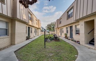 Hamilton House Apartments