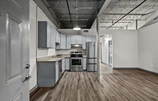 2 beds, 1 bath, 750 sqft, $1,175, Unit 219