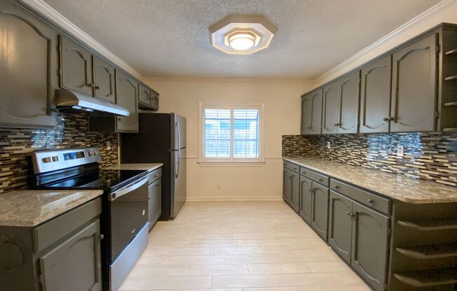 LOVELY ONE STORY 3/2 LOCATED NEAR UTSA!