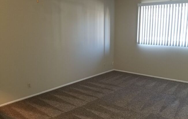1 bed, 1 bath, 631 sqft, $850, Unit 1505-10