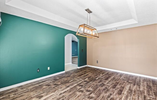 Spacious 3/2 in Pine Lake