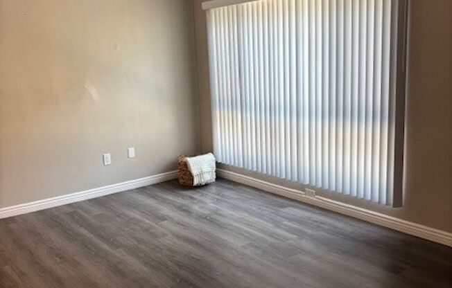 1 bed, 1 bath, 700 sqft, $1,950, Unit 7681-16