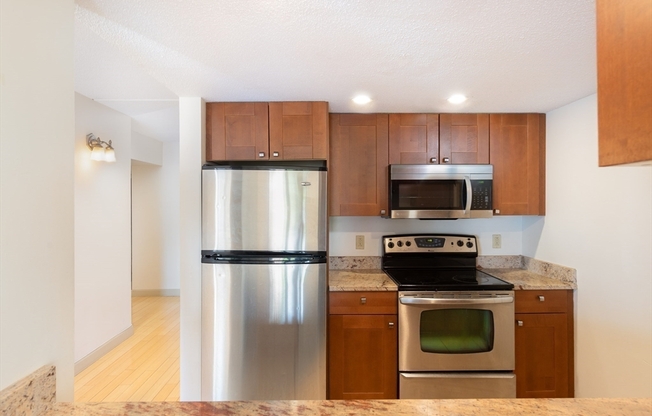 2 beds, 1 bath, 854 sqft, $4,200, Unit 4G