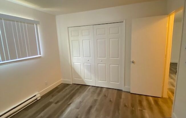 #122 COLONIAL MANOR APARTMENTS