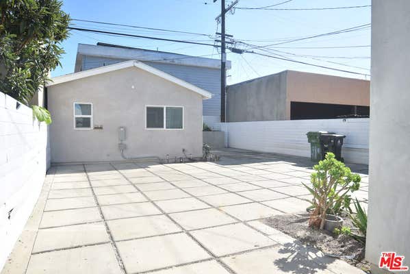 2114 1/2 S RIDGELEY DR