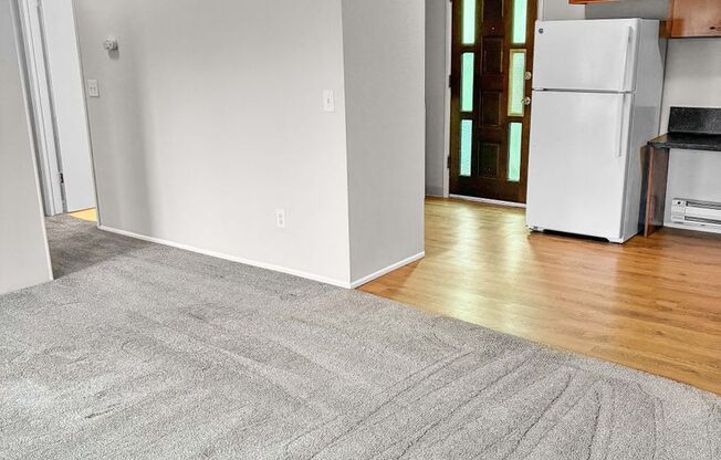 Wedgewood Seattle Unit 3 2Bed 1 Bath - Welcome Home!