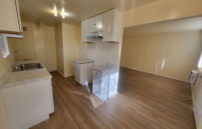 1 bed, 1 bath, 500 sqft, $1,450, Unit Unit 5