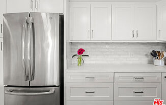 2160 Century Hl # 2007