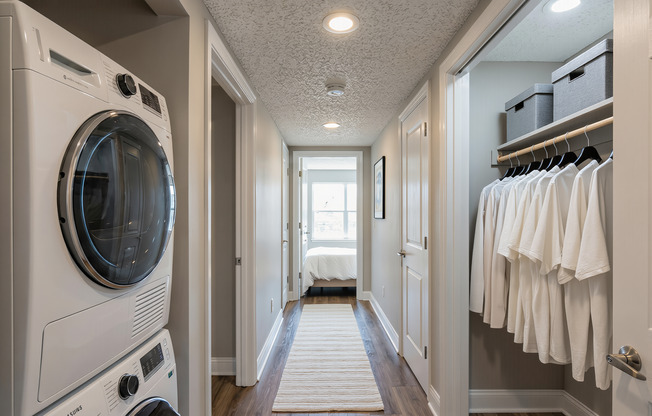 1 bed, 1 bath, 800 sqft, $899