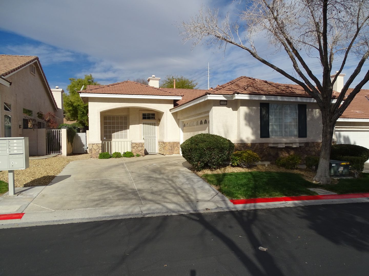 Beautiful One Story 2 Bedroom Townhome With 2 Car Attached Garage
