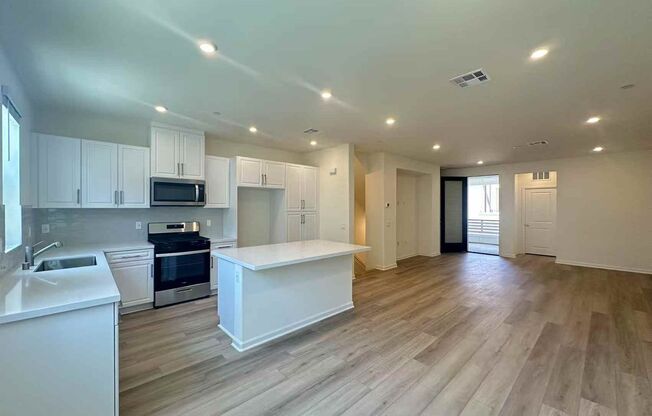 4 bedroom home for leasing in Chino