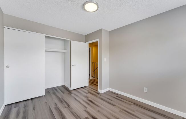 3 beds, 1.5 baths, 1,035 sqft, $2,195, Unit 104
