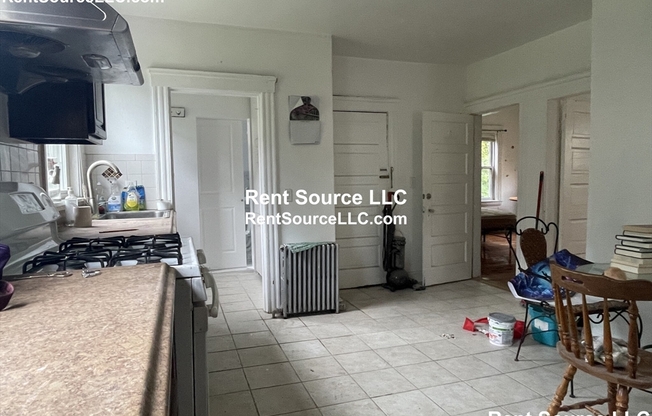 2 beds, 1 bath, 983 sqft, $2,500, Unit 1