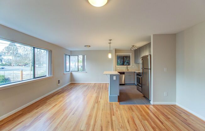 1418 On Queen Anne Apartments