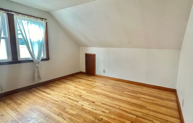 1 bed, 1 bath, $1,025, Unit 3137 N 87th - 3rd Party My Dwelling